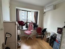颐景园 3室2厅2卫 精装修 465万元