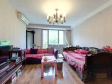 龙湖天街商圈 南北两居 6号线黄渠站 中间位置楼间距大