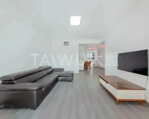 摩卡小城开心公寓正规3居室中间楼层交通便利环境优美