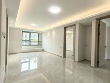 地铁品质新房电梯洋房 三阳开泰户型 中间层双明卫 前后不临街