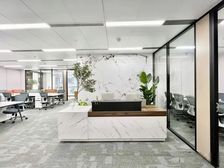 地铁上建 诚盈中心 特价3.5 豪华装修 30工位 大老板间