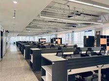 保利国际 半层出租精装全套家具 视野通透无遮拦随时看