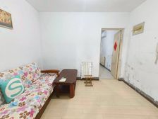 低楼层,近地铁,奥体中路 ,楼下就是幼小初