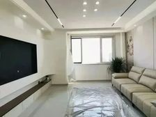 德开同济 精装小三室 月亮湾 电梯房 高楼层视野好