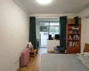 满五V一,老客户的房子,全明户型,豪华装修,小区中心位置