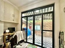 降价50 万 +25平方大花园,中环边 近地铁 急售