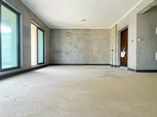 雅居乐星瀚雅府二组团 近地铁 商品房 楼层好 带电梯 朝南