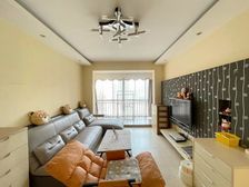 杨家坪步行街 业主温馨精装两室 家具家电齐全 拎包入住配套好