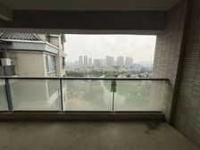 一期顶楼复式,买一层送 层,南向看湖,随时可看房!