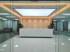 5元出租:北三环地标1000平米,遗留装修,适合贸易外资公司