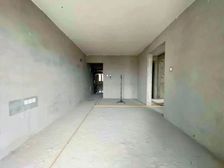 海德琥珀台 出行方便 临地铁 商业配套成熟 车位充足 朝南