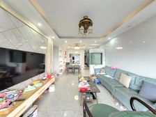 嘉利豪庭 精装4房 装修保养好 急售 价格可谈