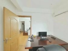 新出地铁三房 有产权车位 房东诚意置换 看房随时 有钥匙
