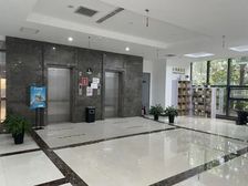 直租弘祥文创园333平精装修丨24H空调4到顶隔间丨东朗文创