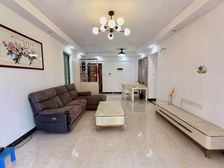 业主急出!价钱可谈,凤山水岸中层,保养好送家私电器