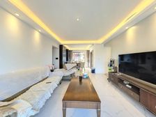 碧桂园125平3房,中高楼层,看房方便,业主诚心出售