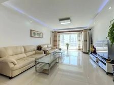 3室,房型正气,房东挥泪大甩卖,你懂的快点来吧!!