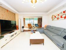 华侨海景城 送60平露台 东南朝向 拎包入住