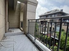 保利铃兰公馆(公寓住 3室2厅3卫 精装修 388万元