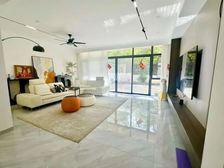 万科棠樾大端头位别墅6房5卫 前后间距开阔新装修带电梯