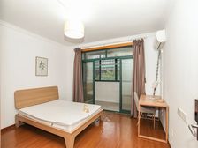 一梯两户!南北通透!临地铁!近医院!购物方便,环境舒适!