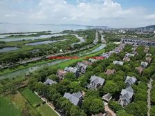 《隐逸奢居,户均1亩私密领地!太湖檀宫纯独栋社区一手房!》