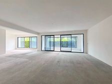 鲁能星城外滩长江序一楼带前后150花园!业主带车位急售