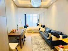 房型正气,繁华地段,近商圈,视野好