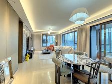 中粮瑞虹海景壹号 4室2厅 249.25平