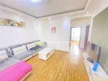 新上 祝甸 地铁口上海花园旁 中间楼层 地下室 车位 随时看