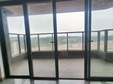 侨信云起全明格局交通便利低楼层新装4居室南北通透