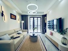 陈江社区 恒裕世纪广场小区 楼下有彩虹城小孩游乐场