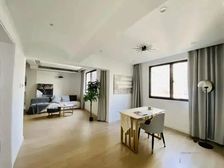 徐家汇中心!双一梯队!汇师对面!两南一北 房东买好急售带车位