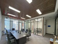 诺德中心150平 精装修带家具 南向采光好 万达广场旁 高层