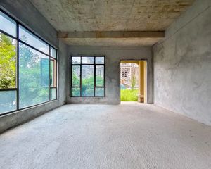碧桂园·湖光山色正规6居室小区环境好低总价低首付
