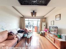 盛大花园三期!电梯 4室3厅电梯房顶复,挑空厅+双露台+阁楼