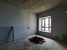 东海湾 南北通透 精装好房 商品房 双卫格局 高楼层采光充足