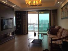 雅居乐国际花园 128万 3室2厅2卫 精装修,阳光充足,治