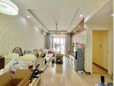 观音桥 近地铁 产权清晰 有电梯 商业配套成熟 精装好房