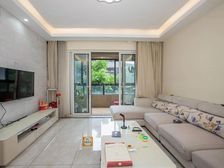 嘉宝梦之湾(公寓住宅) 朝南 满五 临地铁 车位充通便利