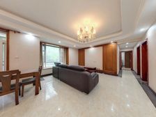 致瑞雅苑A区 4室2厅 南