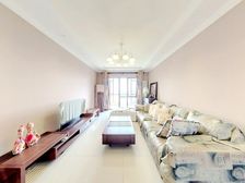 富力丹麦小镇电梯洋房129.91平米3室 满五V一 免费停车