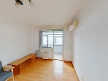 钟界沸0.5 安定门·湖景苑公园旁·高楼层电梯房南北通透