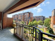 (大露台 送车位)国博一期洋房 四房位置安静舒适 价急售