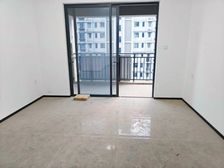 小高层四房 专梯专户 近南昌西站 南向采光好 中间楼层 临地