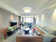 正规四房 近地铁 高楼层采光充足 商品住宅 南北通透