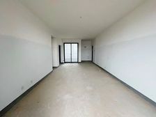 国博二期博君 中间好楼层 视野采光佳 随时可看房啊