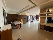 渝中一号桥 俊秀 东南向四居 满五年小书包163平