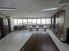 华源世界广场电梯口80平米空关出租单价2.4镇坪路地铁站