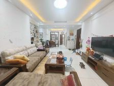 红角洲 装修好 正规商品房 满二 电梯房 双卫生间 临地铁